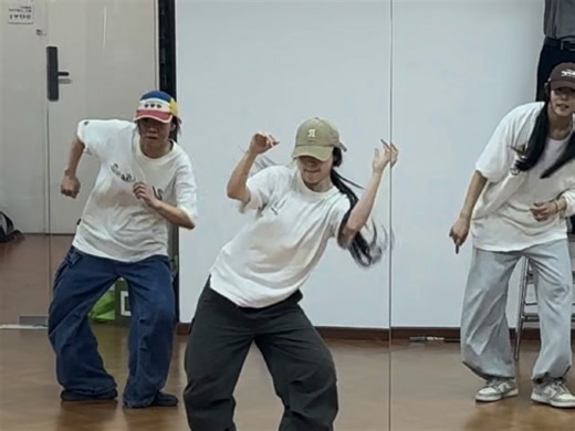 有种自己跳hiphop开窍了的感觉
