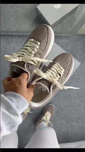 Tênis Nike Air Force 1 Linha Luxo - Cor Antílope (Nude)