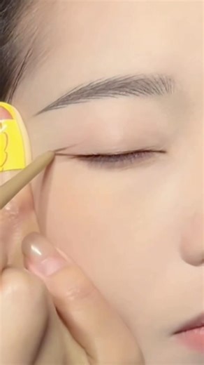 Quick and easy eye makeup tutorial | eye makeup | makeup #makeup #shorts