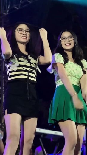 #dangdut #viral #viralvideos #dangdutkoplo #penyanyidangdut #beranda #biduancantik #dangdutan
