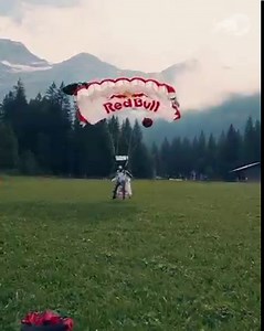 2.4M views · 83K reactions | we've seen wingsuit flying before but flying like this is some *next level stuff* 勞 w/ Red Bull Air Force | Red Bull | Facebook