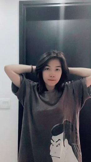 Expressive Gestures: Communicative Body Language