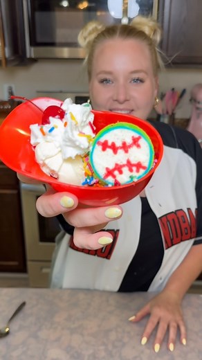 Baseball Cake Sandwiches ⚾️💕✨ These are the little ice cream treats I’m bringing to my son’s last baseball game this season! 🥰 You can find the recipes and tutorials to make cakes like this at the link in my bio 💕 or join in on the cake fun here 👇 https://stan.store/Danicakesaz #cake #cakedecorating #cakes #cakewich #cakesandwich #baseball #baseballcake #baseballmom #baseballtreats #baseballseason #baseballcap #desserts #baking | Dani Bell