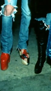 "The pistols made a fashionably late appearance" ITN reporting on Sex Pistols Atlanta show, 1978. | Sex Pistols