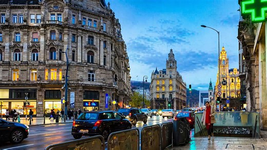 What makes Budapest streets feel so alive in the evening