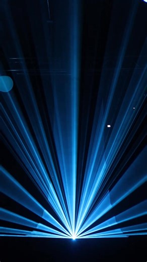 🔥 Potencia y precisión en cada haz de luz: conoce el M15-ILDA, un láser RGB de 15 WATTS diseñado para dominar cualquier escenario con efectos impresionantes y definición profesional. Haz que tu show destaque con una proyección llena de color, potencia y control total. Cotiza hoy mismo: 📞 55 7327 5652 / 55 5518 3101 📍 Puebla, CDMX (Bólivar y Azcapotzalco), Guadalajara, Toluca, León, Oaxaca y Conecta Querétaro #IluminaciónProfesional #sunstar #eventos #equipoprofesional #mexico #producciones #T