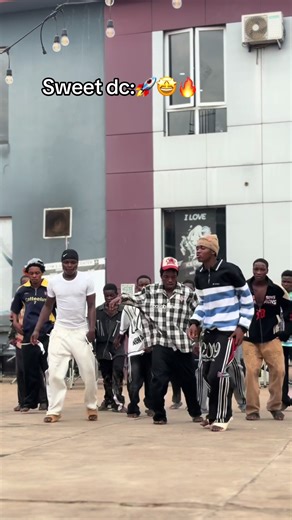 Counting Legs: A Fun Challenge You Can Try!