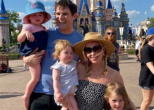 Kevin Kilbane Plans Magical Family Holiday For His Girls