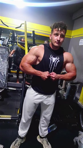 Vidéos de midd official (@midou_midd_official) avec الصوت الأصلي - 🎶𝐈𝐒𝐋𝐀𝐌 𝐌𝐔𝐒𝐈𝐐𝐔𝐄🎵 - 🦍GORILA🏴‍☠️