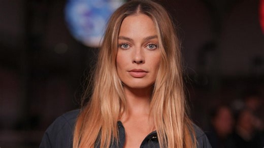 Margot Robbie & Jacob Elordi discuss "Wuthering Heights" | Vogue Forces of Fashion