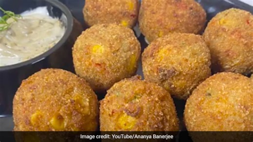 Weekend Snacking: These Cheese Corn Bombs Are Ideal To Wind Up Your Week (Watch Recipe Video)