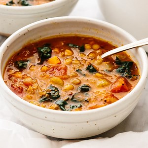 The BEST lentil soup recipe loaded with Mediterranean flavors! Recipe: https://downshiftology.com/recipes/very-best-lentil-soup/ | Downshiftology