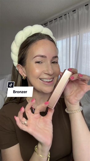 Cream Bronzer Stick #makeup #tiktokshopcreatorpicks #creatorsearchinsight #beautytips #women40plus