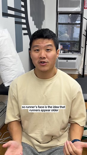 Does running age you??🤨 Most of what people call “runner’s face” actually comes from long-term sun exposure. Just protect your skin, don't avoid your runs! ☀️🏃‍♀️ #runnersface #runningtips #physicaltherapy #nycrun | House of Physical Therapy