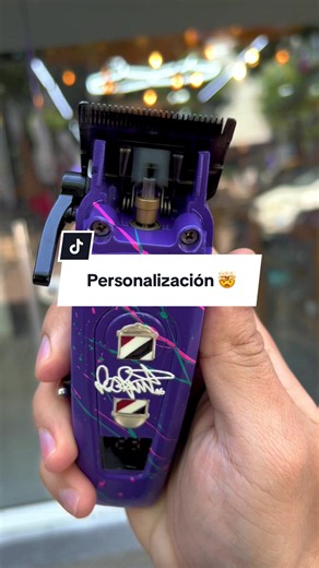 Que te parece esta máquina Kemei personalizada 😉 te gusta? #barbero #maquina #clipper #barber #barberia