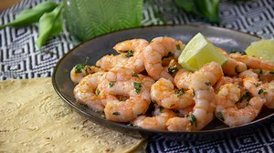 Camarones al limón y ajo, receta rápida - Comedera - Recetas, tips y consejos para comer mejor.