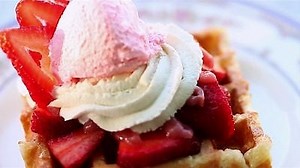 Watch Unique Eats Season 2 Episode 9 - Street Food