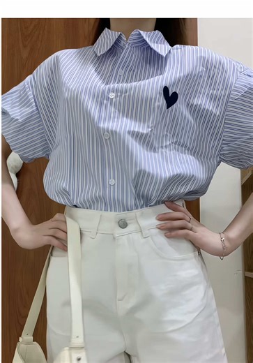 Stylish Outfits with Women's Jean Shorts for Summer