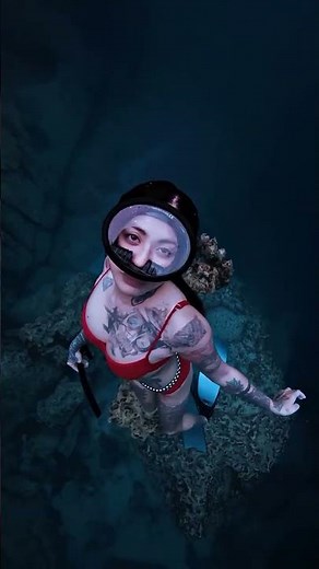 ♥️ Thanks for the beauty | from @coron_freediver | #beautiful #girl #underwater #aesthetic