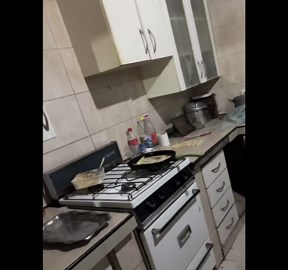 Exploding churros caught on video in Buenos Aires, Argentina