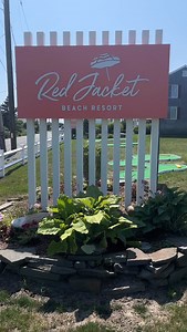How will you spend a summer day at Red Jacket Beach Resort? Start your day with a friendly game of pickleball or mini golf, unwind at our serene spa, then grab beach gear from the @llbean Beach Box for some seaside fun. Refuel with lunch at the @samueladamsbeer Beer Garden, then cozy up by our beachside fire pit for s’mores and ocean views. End it all with a sunset stroll on the riverside side of the resort—pure summer perfection! Your perfect beach day is waiting! Like and share if you want to 