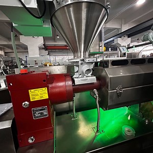 [Hot Item] Customizable Single Screw Extruder with Selectable Screw Rotation Speed Range