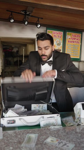 When it asks u to Tip 😂 @piques @ashleynocera