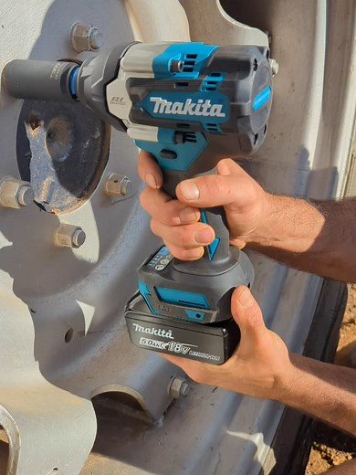 Heavy-Duty Tractor Wheel Changing with TTI Deep Impact Socket Set and Makita Torque Wrench