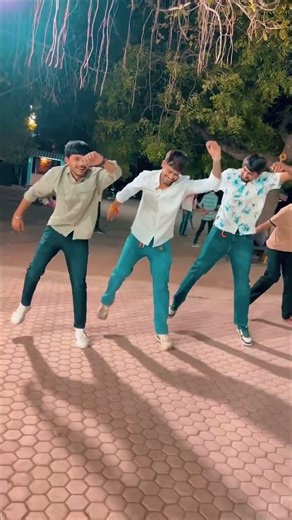 Brotherly bond🫶🏼#vanbhazala #dandiyaraas #garbanavratri #navratri #bollywood #dance #viralvideo