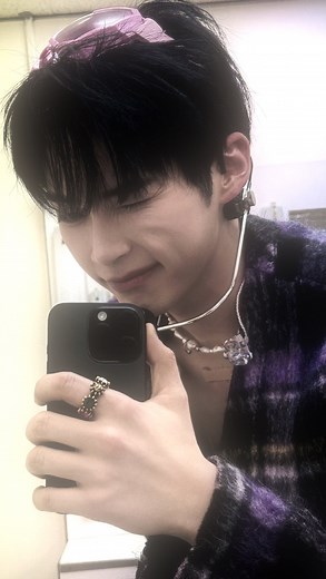 ˗ˏˋ 퐬퐚퐧 | 산 ¹²⁷₊˚⊹ᰔ on Instagram: "i still cry everytime i hear this. #boysplanet #boysplanet999 #wangyanhong #yangjun #zerobaseone #zb1 #sunghanbin #hanbin #kimjiwoong #jiwoong #zhanghao #seokmatthew #matthew #kimtaerae #taerae #ricky #shenquanrui #kimgyuvin #gyuvin #parkgunwook #gunwook #hanyujin #yujin #kpop #kpopsurvivalshow #kpopmemes #boysplanetmemes #tiot #toz #evnne"