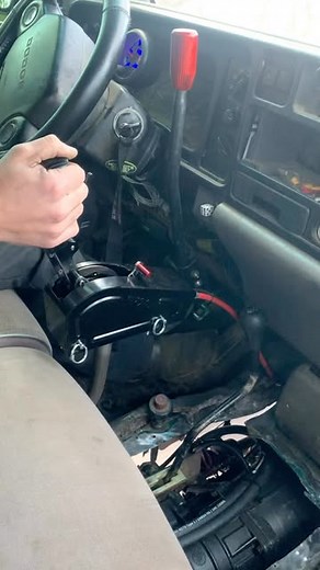 @c.a.mperformance on Instagram: "This is a full manual valve body we built on a 47re transmission that we built as well. If your looking for a way to manually control your 47re, 47rh, 46re of 46rh a full manual valve body is a great direction to go. At cam preformance we do diagnostics, repair, high hp builds and manual valve body’s on all of these transmissions. #cummins #12valve #ppump #47re #manualvalvebody"