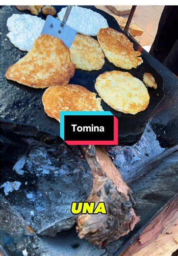 Deliciosas tortillas de piedra en Tomina, Bolivia