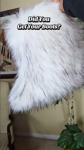 Stay Cozy & Stylish with Fluffy Faux Fur Boots: Ultimate Winter Comfort!