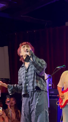 @gian.pb & @rapha.rids jammed with @clfrnia_maki last night! ‘Di naman masakit 🥲🤣📍G/F Estancia Mall, North Wing, Capitol Commons | 12 Monkeys Music Hall & Pub