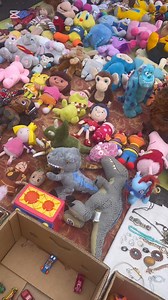 TELJES CIKK: https://tinyurl.com/4uxavv4m Még a határon túlról is érkeztek látogatók a debreceni régiségvásárra.😱 #debrecen #regisegvasar #regisegek | Hajdú Online