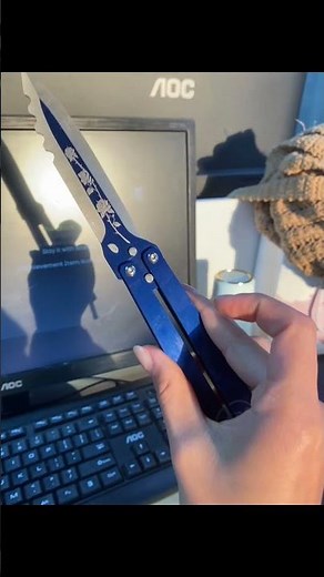Do you like this Black Rose Balisong ?#tf2 #teamfortress2 #balisongknife #gameplay