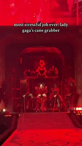 1.4M views · 5.6K reactions | E quando a Gaga errou a pontaria quando foi jogar a bengala para a staff pegar?  THE MAYHEM BALL | RDT Lady Gaga | Facebook