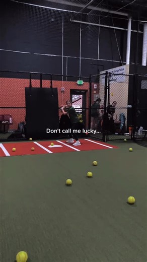 Winter doesn’t slow champions down ❄️💥 Our cages are buzzing with teams putting in the WORK this offseason — speed, power, mechanics, all dialed in. If you’re looking to get game-ready before spring, lock in your winter workouts with us and level up every rep. 💪⚾️ . . . . . . . #WinterTraining #BattingCages #SoftballTraining #BaseballTraining #IndoorSports #HittersWork #OffSeasonGrind #TrainHardWinEasy #CageWork #SoftballLife #BaseballLife #WinterWorkouts #TeamTraining #YouthSports #EliteAthle