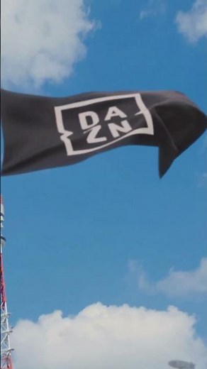 【DAZNが東京タワーをジャック!?🗼🏴】AFCアジア最終予選「バーレーンvs日本」9/10(火)25:00（23:30～DAZN独占配信）【最強の #代表みようぜ 】#shorts