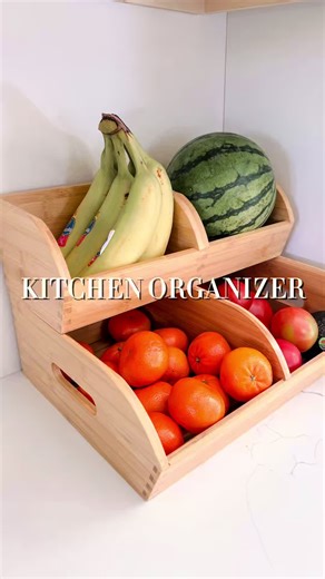 Countertop fruit veggie bin = easy wins. The kids walk by, spot a snack, and help themselves. Zero reminders needed 🙌 #affiliate #amazonfinds #kitchenstore #creatorsearchinsights #kitchenorganization #kitchenmusthaves