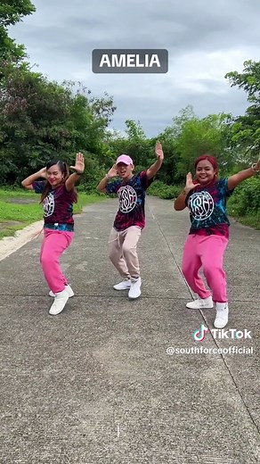 Hot Zumba Dance Fitness by Amelia | Fun and Energetic Dance Routine