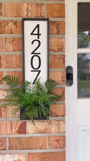 630K views · 10K reactions | This is one of my favorite DIY projects I’ve ever done! Super simple and affordable! Would you try it?! PS I made this a few years ago! Should I make an updated version for the new house?! #diy #diyprojects #cricut #cricutcrafts | Lexi DIY | Facebook