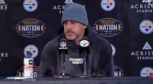 Aaron Rodgers Snapped At Reporter With F-Bomb Message & Stormed Out Of Press Conference After Loss To Texans [VIDEO]