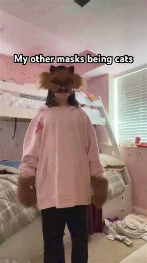 Meet Alaska the husky! #trending #dog #mask