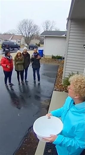 HOA Karen Attacks Woman Washing Car… Instantly Regrets It 🚿😱 #hoakaren