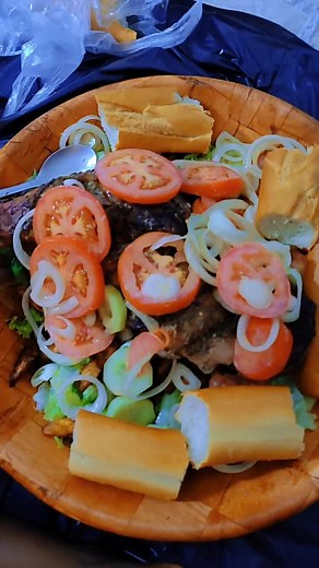 Manding Cuisine: Delicious Grilled Meat and Veggies