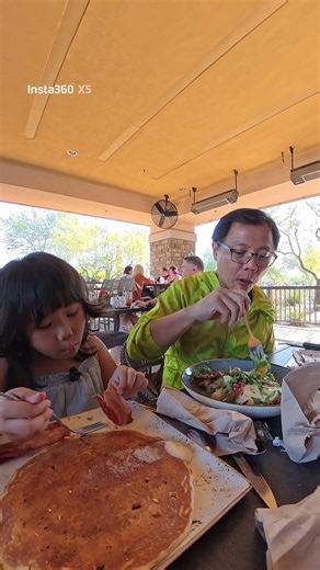 #breakfast Family Went to First Watch to Enjoy the Breakfast-Music.