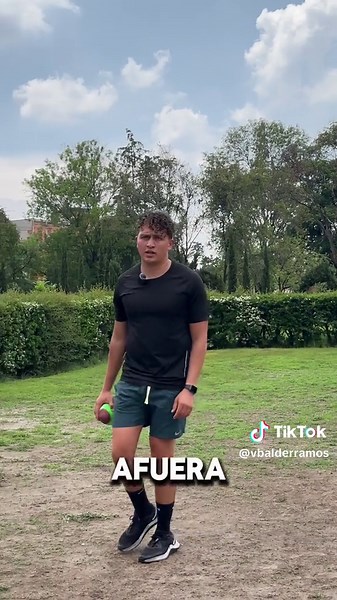 Entrenamiento en Flag Football Academy