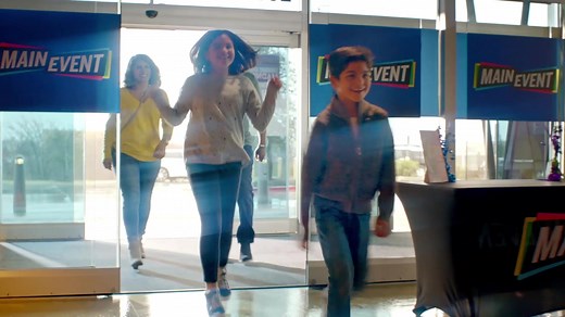 41K views · 78 reactions | Main Event is opening in Chesterfield on Sep. 1, and we’re excited to be your hub for all things fun! With over 50,000 square feet to explore, we’ve got something for everyone. Featuring classic and innovative games, new realities in VR, all the bowl you can roll and a chef-inspired menu with a full bar, Main Event is where new memories can be made together. | Main Event | Facebook