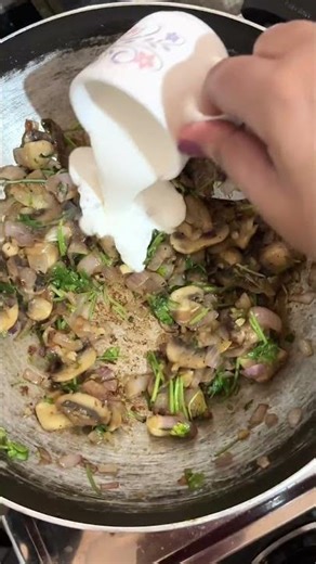 Creamy Mushroom with Herbed Rice 🌾 #subscribe #cooking #mushroom #recipe #dailylife #vlogger